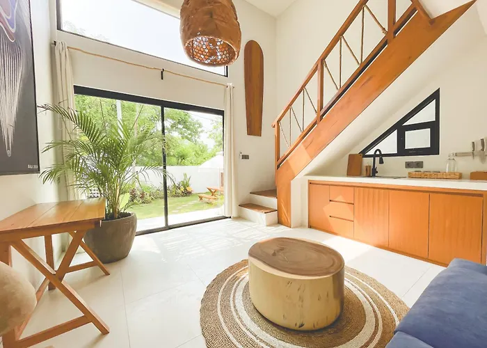 Hotel Cari Surf Camp & Studio's 3*