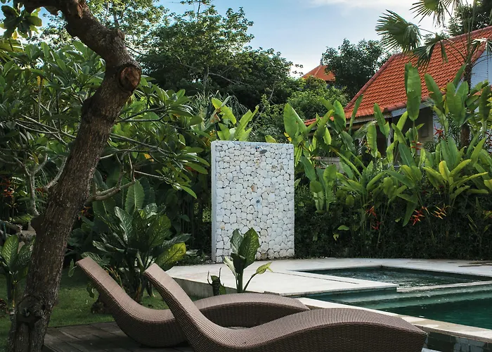 Hotel Cari Surf Camp & Studio's