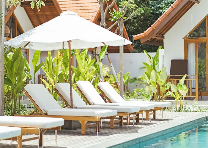 Hotel Cari Surf Camp & Studio's 3*