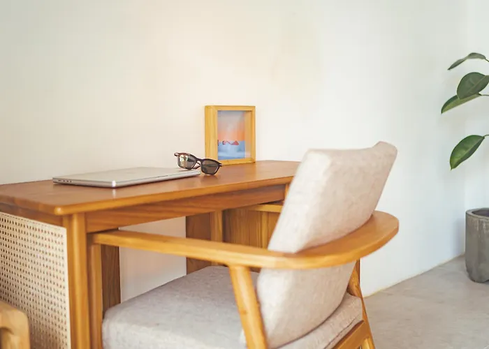 Hotel Cari Surf Camp & Studio's 3*